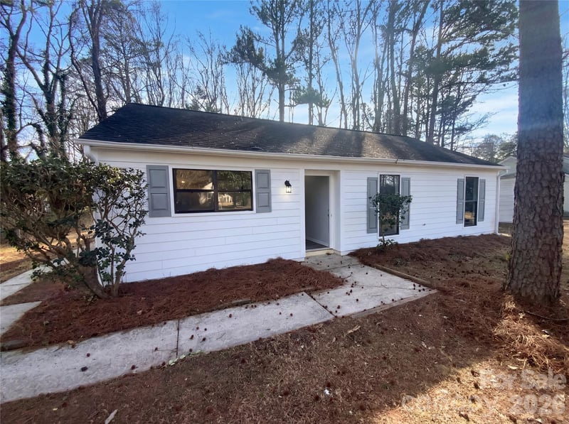 6312 Old Hickory Court, Charlotte, NC - 3 beds, 1.5 baths, 1,089 sqft - $285,000