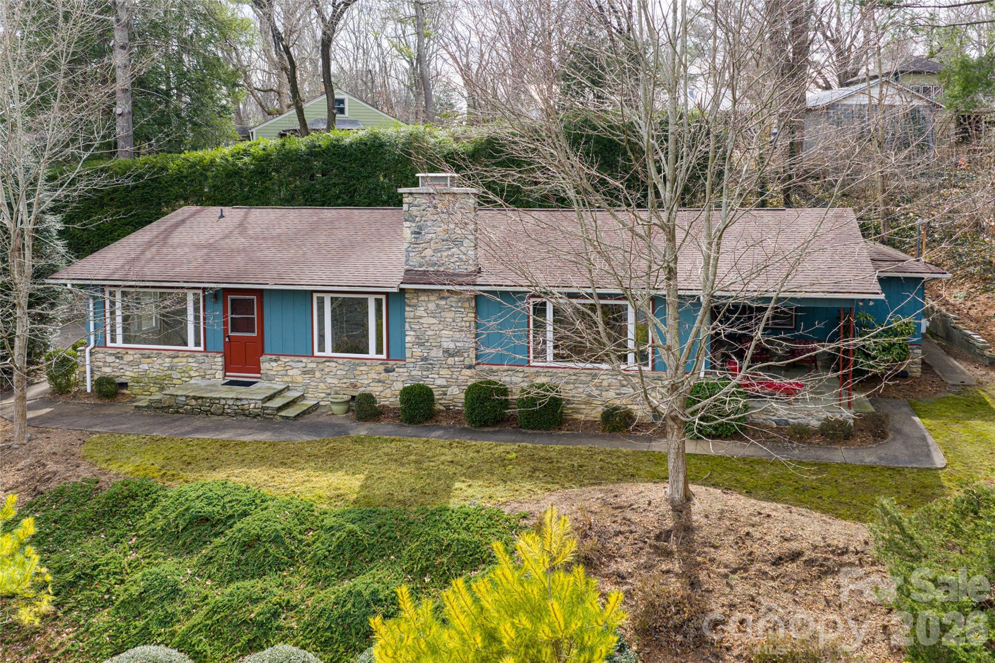 180 Lakewood Drive, Asheville, NC. property listing photo