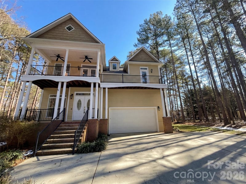 405 Isle Of Pines Road, Mooresville, NC - 3 beds, 4 baths, 3,119 sqft - $675,000