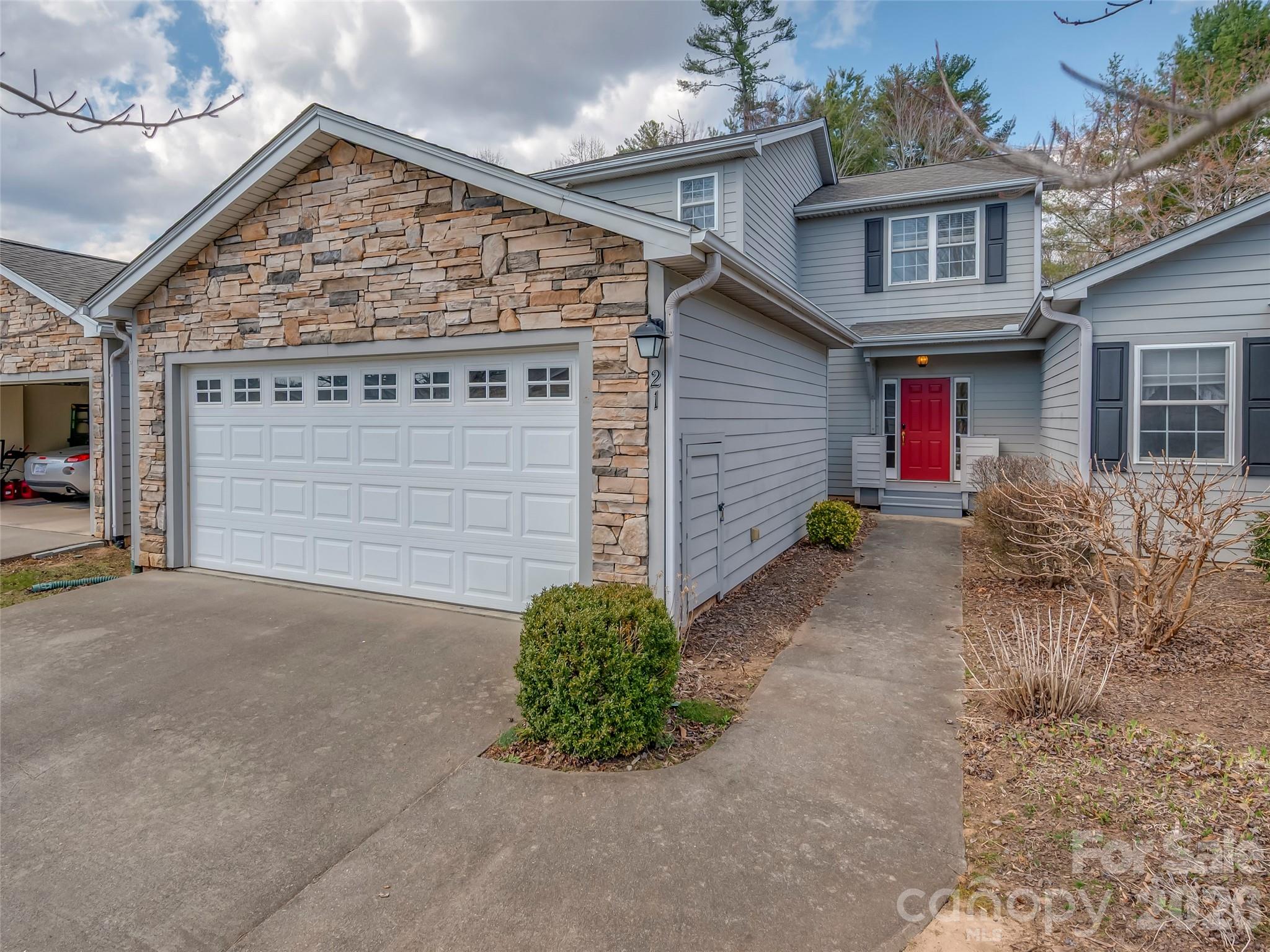 21 Holiday Drive, Arden, NC. property listing photo