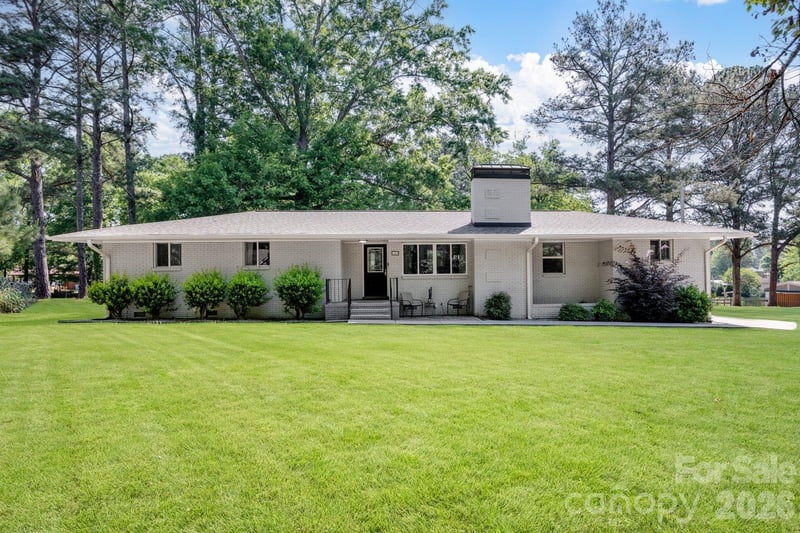 1405 Lakeview, Pineville, NC - 4 beds, 2 baths, 1,654 sqft - $525,000