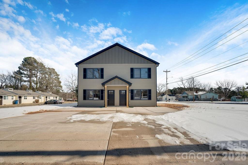 402 Deaton Street, Statesville, NC. property listing photo