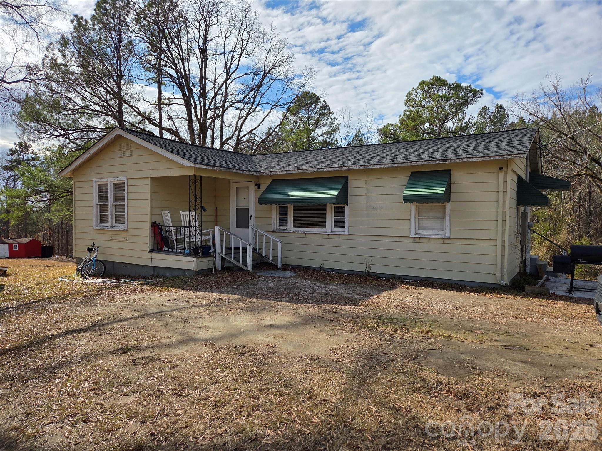 8334 Oaktree Road, Sharon, SC. property listing photo