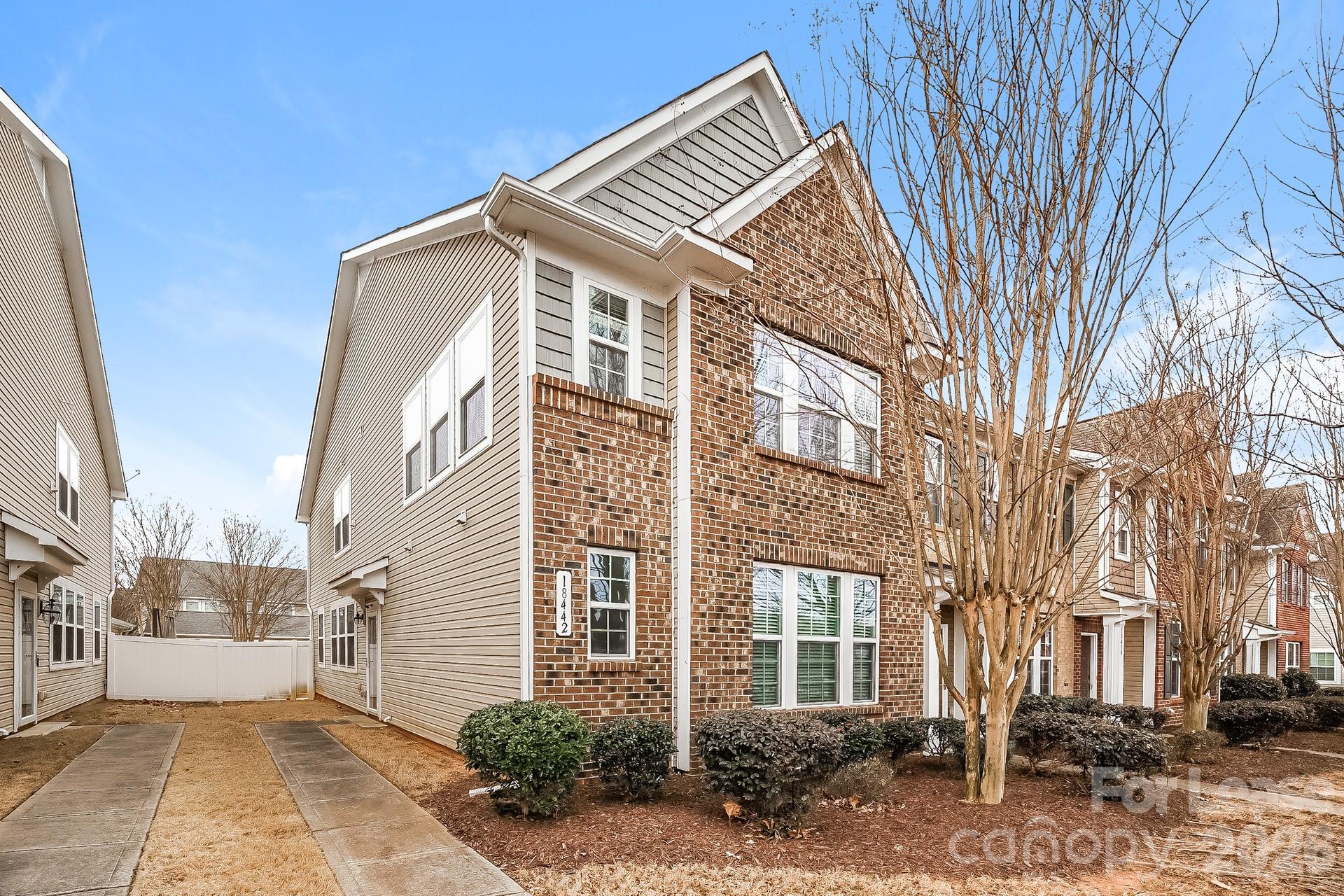 18442 W Catawba Avenue, Cornelius, NC. property listing photo