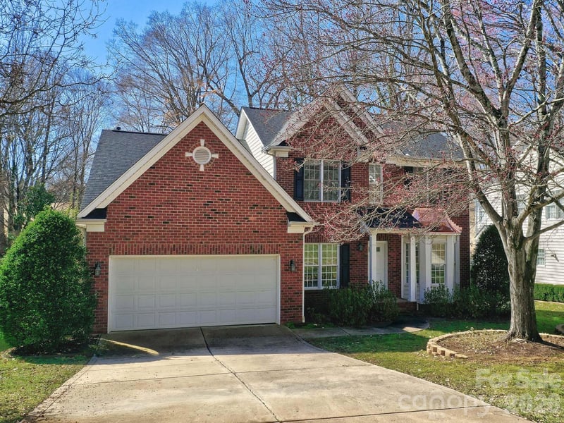 16009 Cranleigh, Huntersville, NC - 4 beds, 3 baths, 2,610 sqft - $650,000