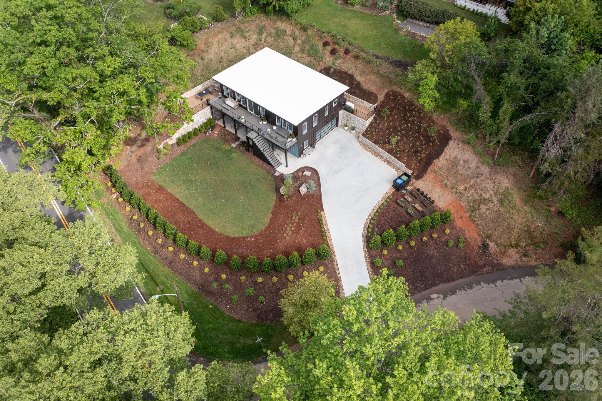 8 Midland Drive, Asheville, NC. property listing photo