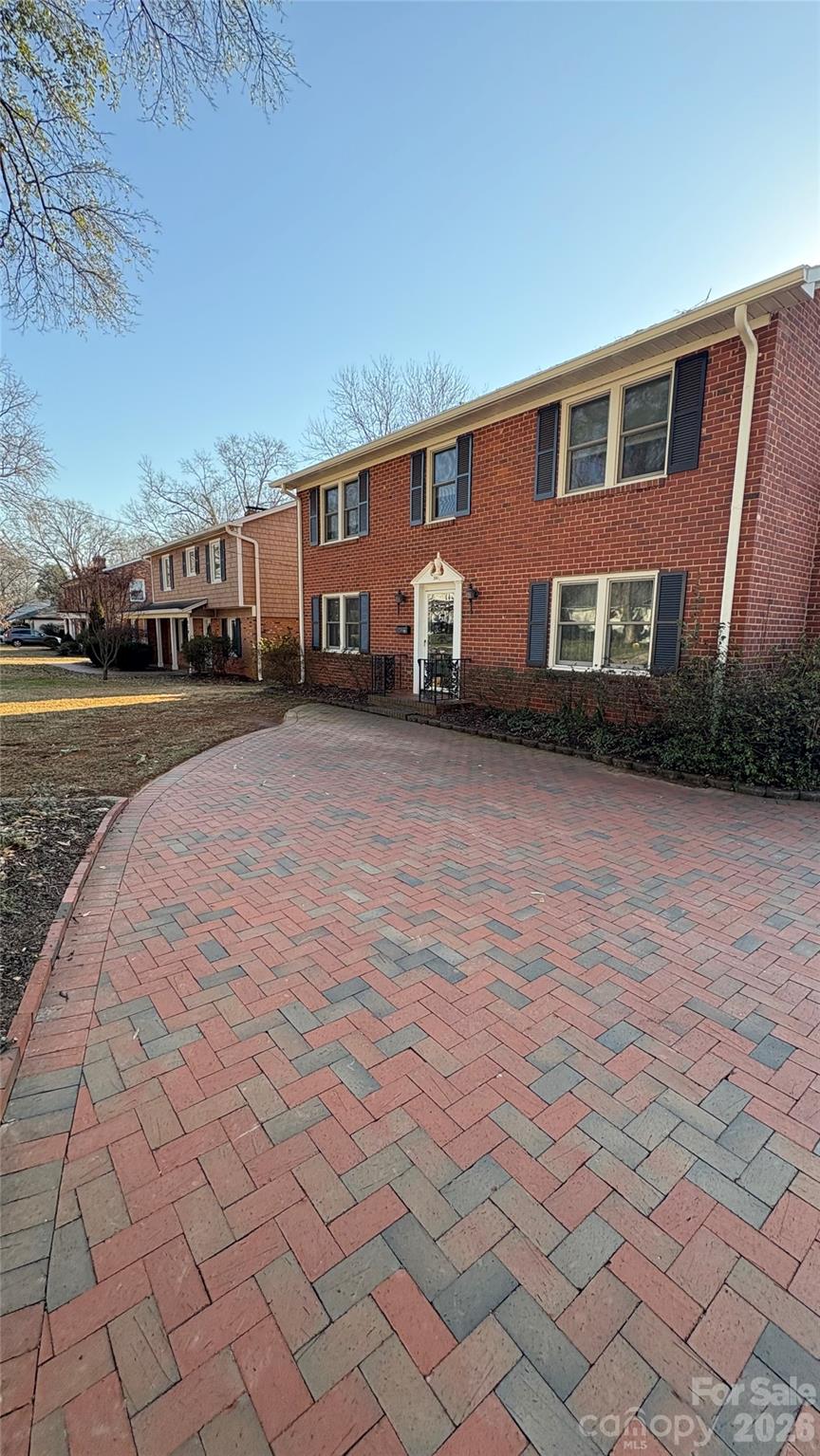 530 Sandridge Road, Charlotte, NC. property listing photo