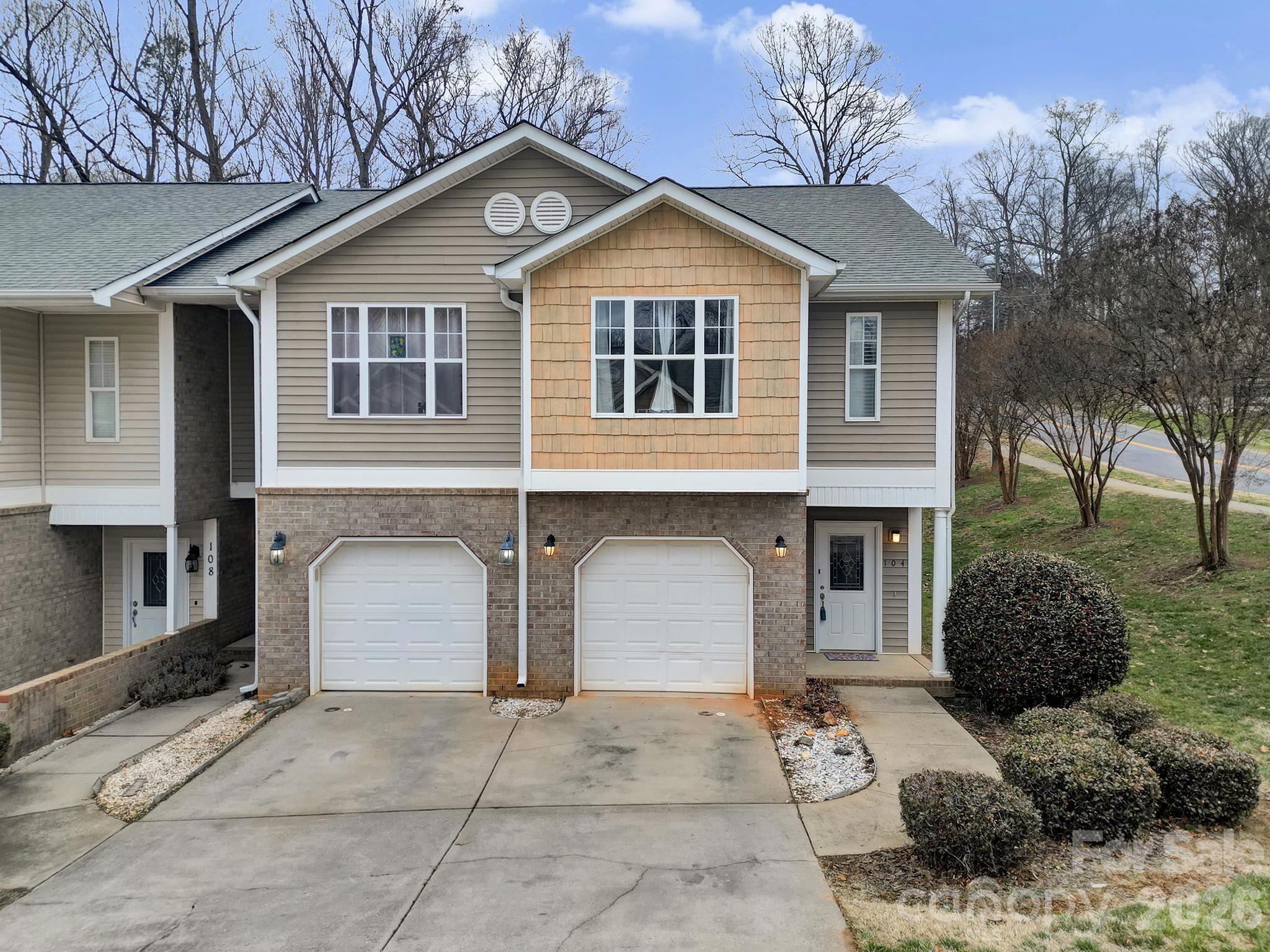 104 Sherman Oaks Lane, Mooresville, NC. property listing photo