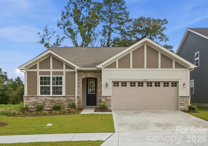 2742 Phoenix Court, Gastonia, NC - 4 beds, 2 baths, 1,882 sqft - $379,990