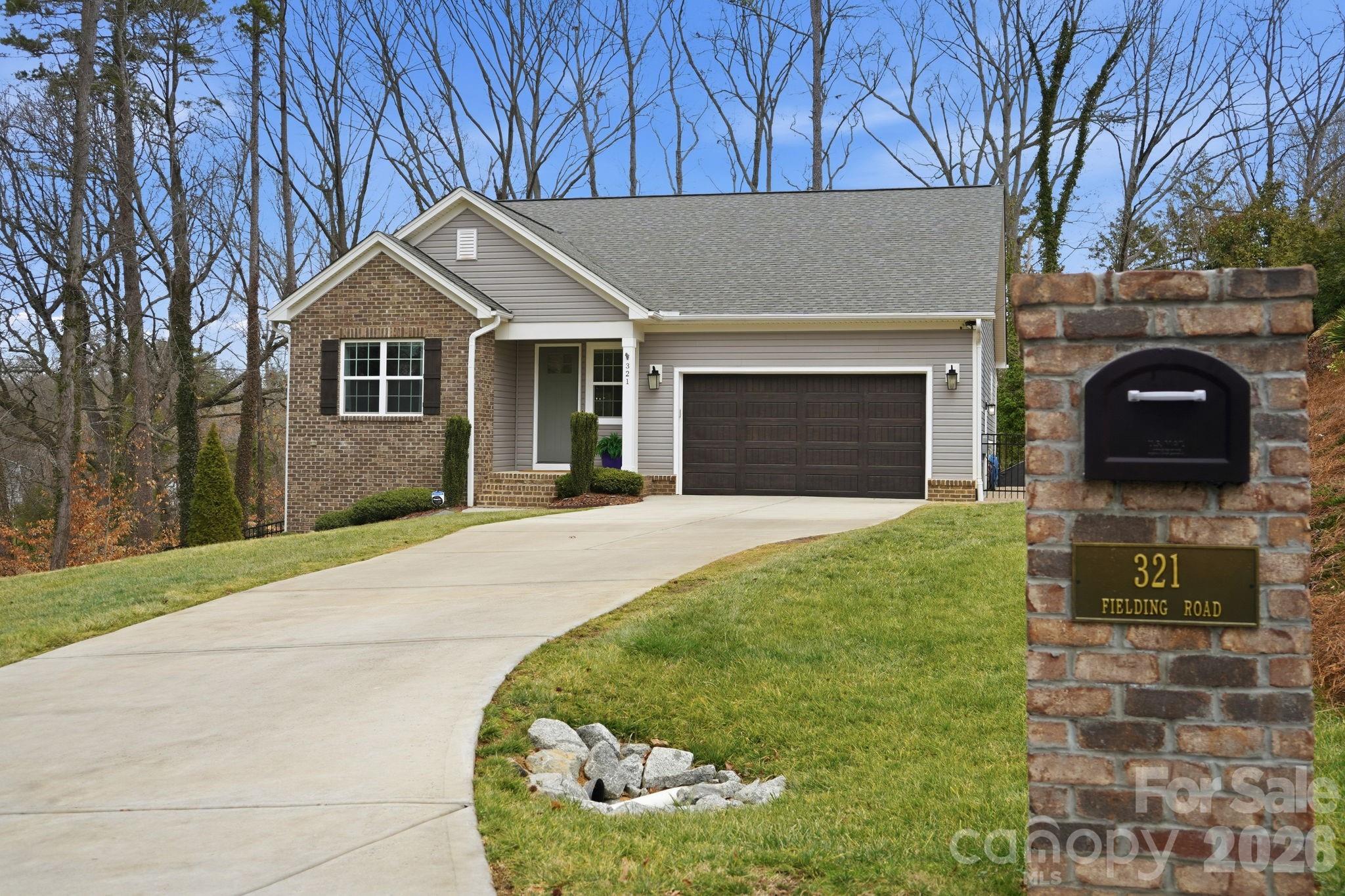321 Fielding Road, Charlotte, NC. property listing photo