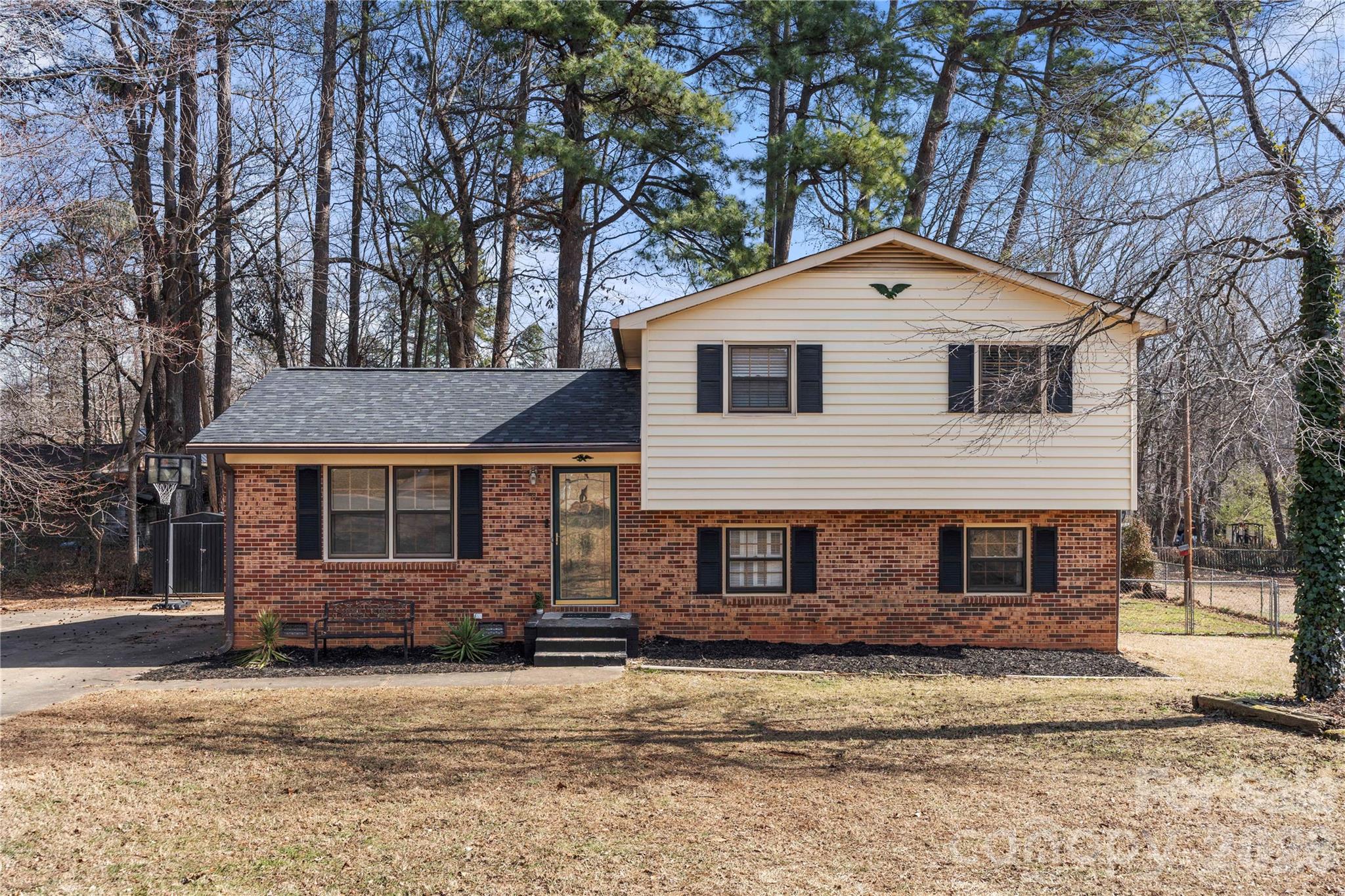 207 Buckskin, Gastonia, NC. property listing photo