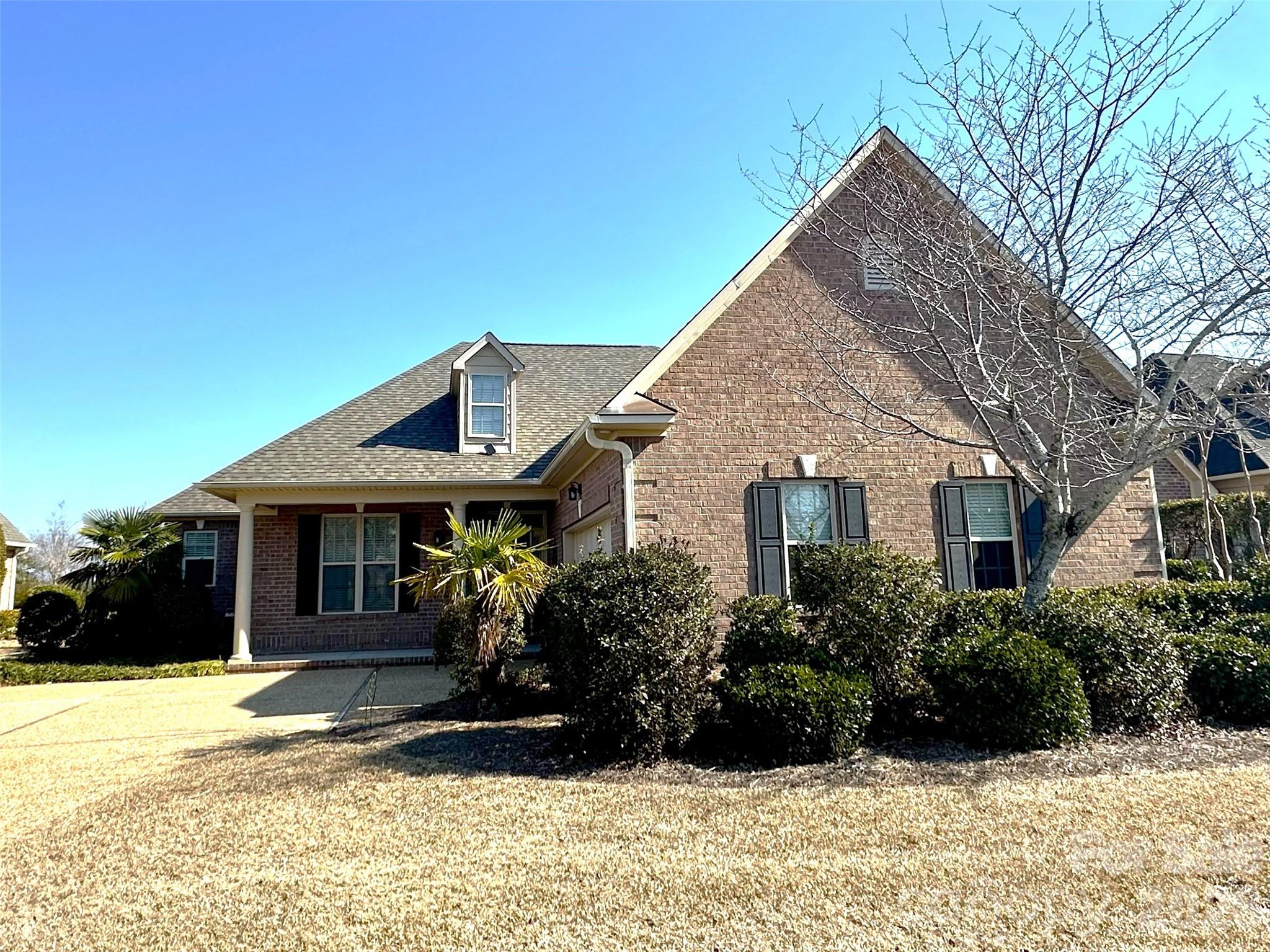 2027 Fanning Court, Leland, NC. property listing photo