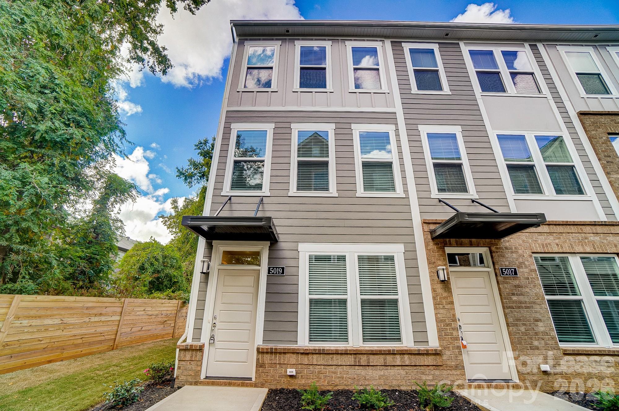 5019 Sovereignty, Charlotte, NC. property listing photo