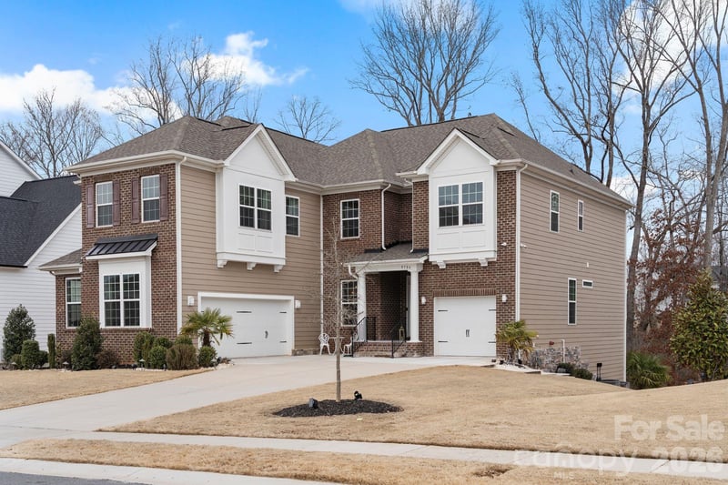 9786 Verdun, Fort Mill, SC - 6 beds, 5 baths, 5,366 sqft - $900,000