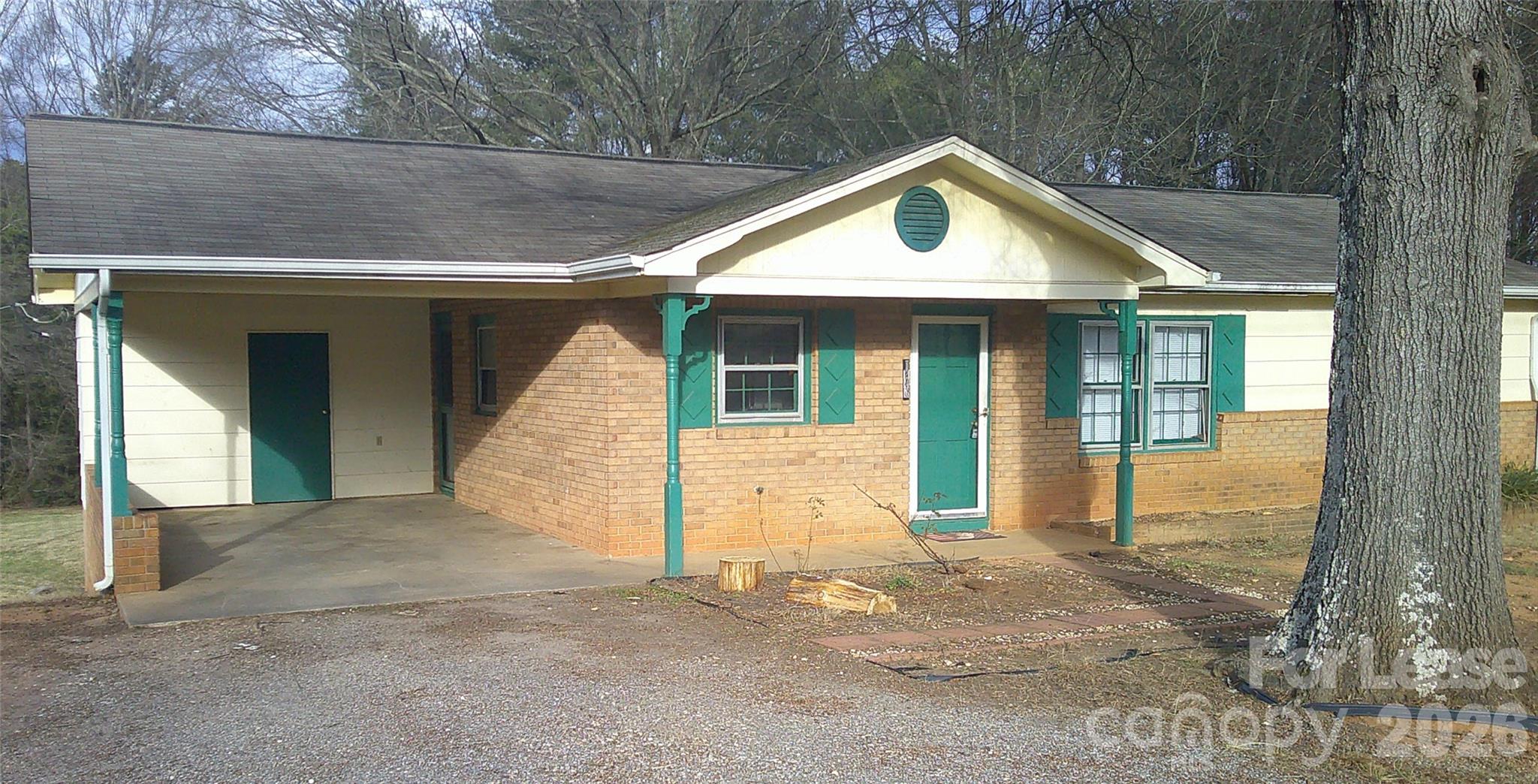 1246 Peggy Street, Hickory, NC. property listing photo