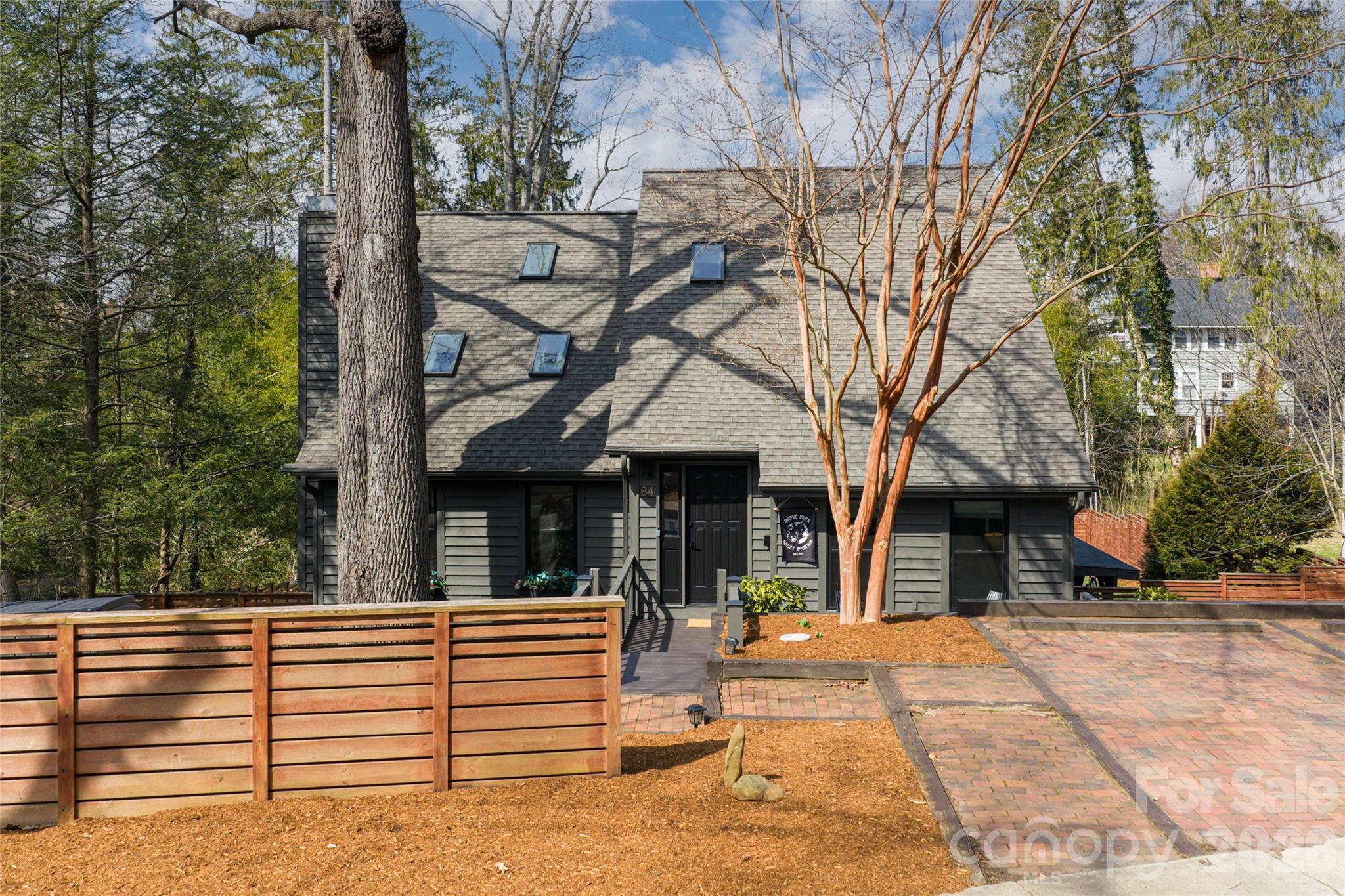 84 Macon Avenue, Asheville, NC. property listing photo