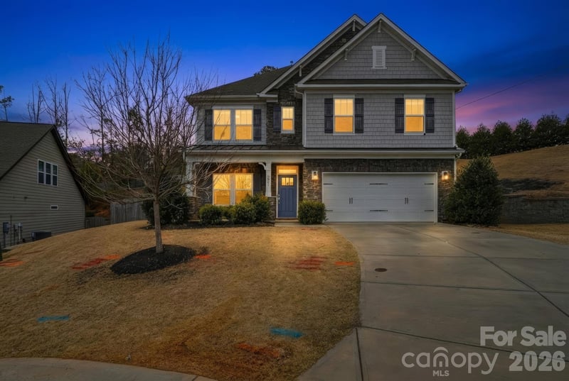 3061 Carriage Oak Way, Fort Mill, SC - 5 beds, 3 baths, 2,626 sqft - $530,000