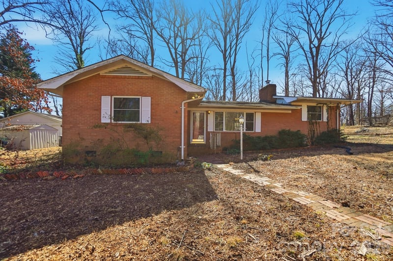 10608 Glenmac Road, Charlotte, NC - 3 beds, 2 baths, 1,515 sqft - $329,900