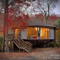 92 Toe River, Burnsville, NC. property listing photo