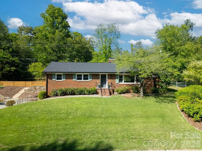 84 Far Hills Terrace, Brevard, NC - 3 beds, 2 baths, 1,511 sqft - $619,500