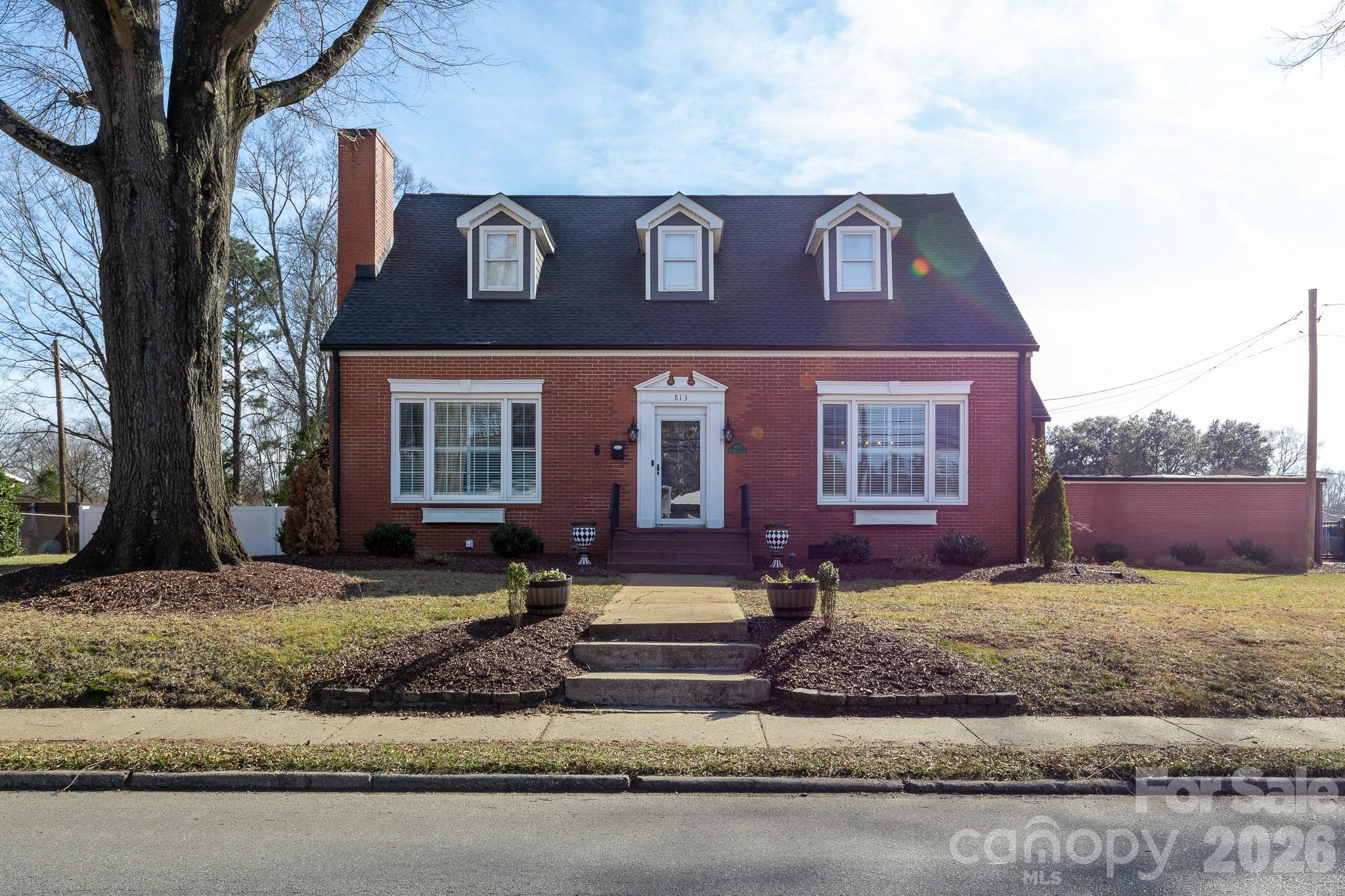 813 W Mountain Street, Kings Mountain, NC. property listing photo