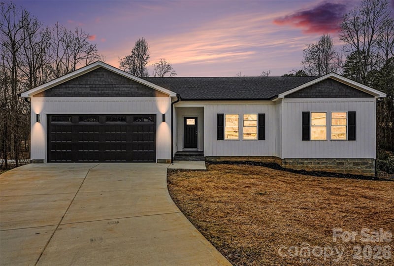 3137 Riber, Claremont, NC - 3 beds, 2 baths, 1,620 sqft - $375,000