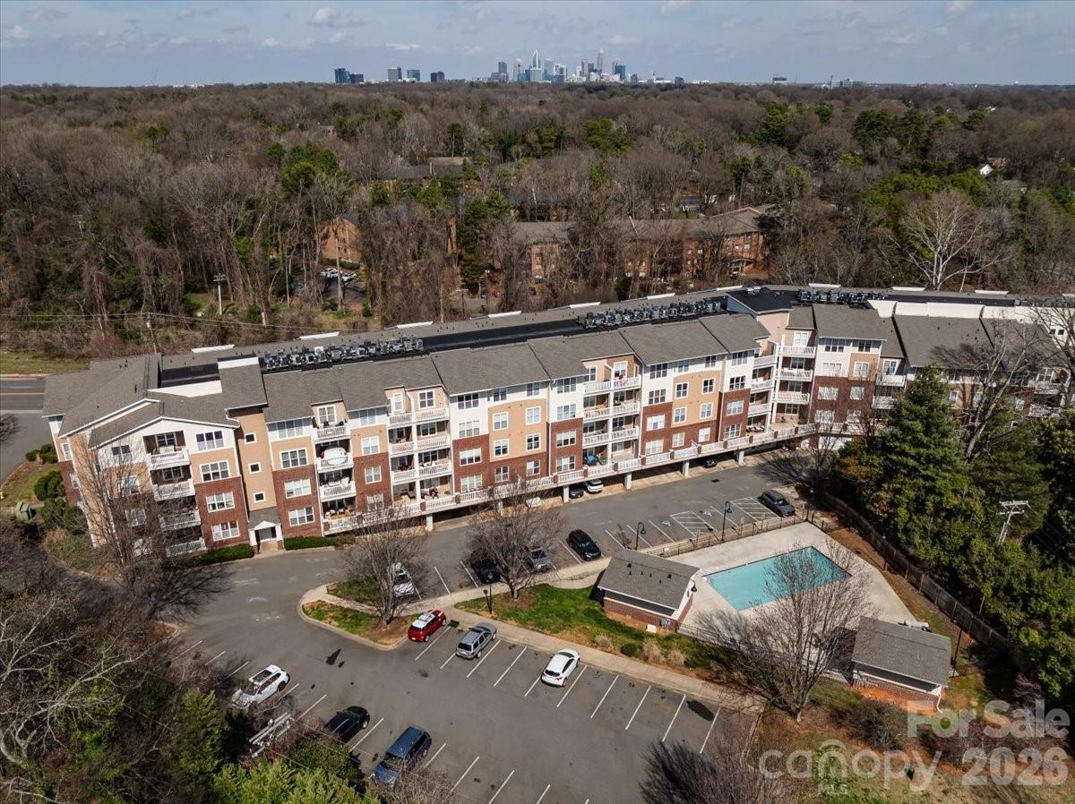 1000 E Woodlawn Road Apt 311, Charlotte, NC. property listing photo