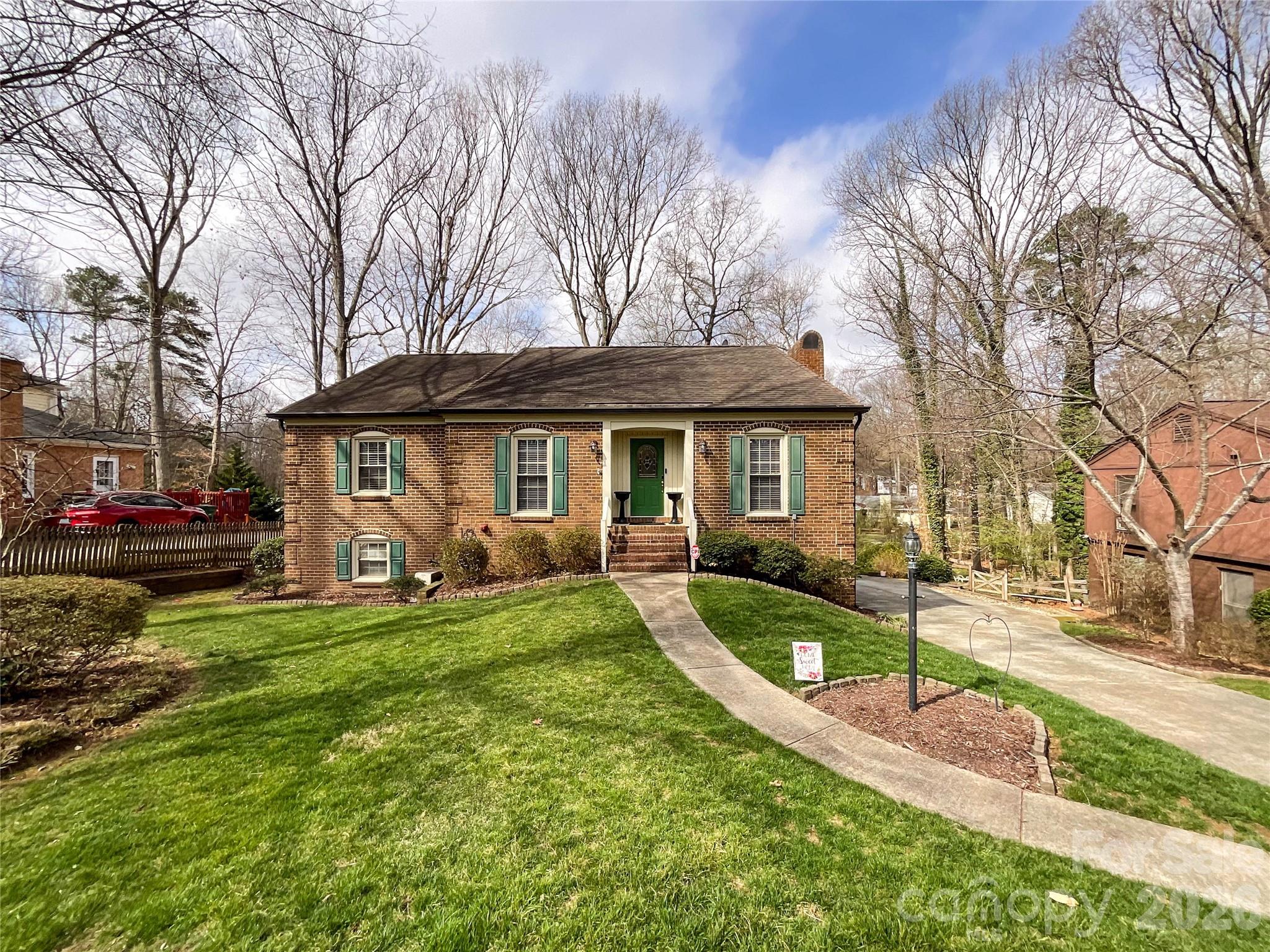 15920 Fieldstone Drive, Matthews, NC. property listing photo