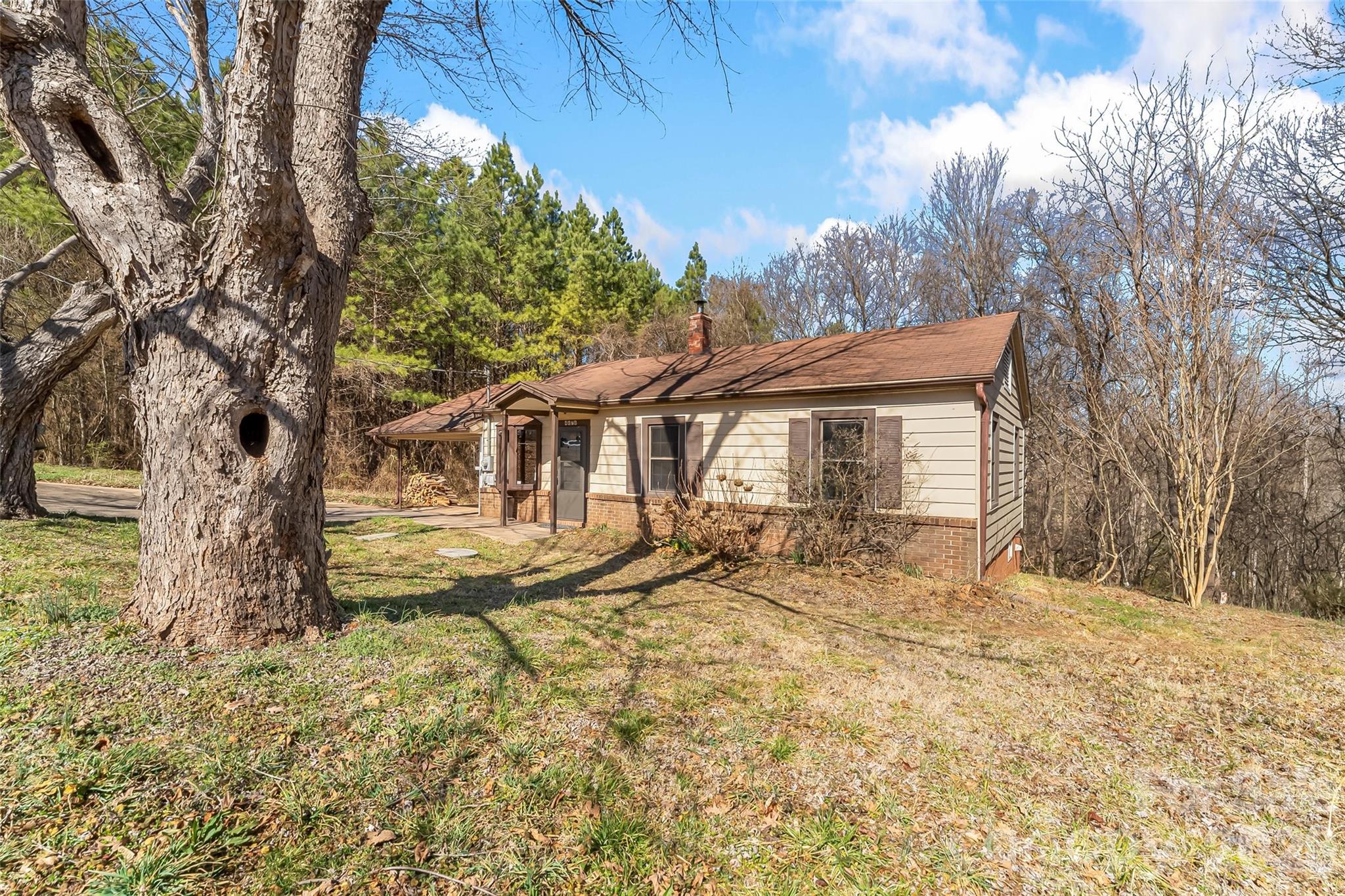 4676 Bowman Road, Hickory, NC. property listing photo