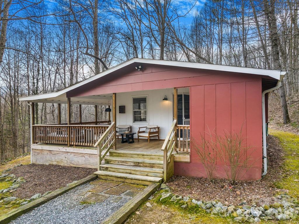 355 East View Road, Sylva, NC. property listing photo