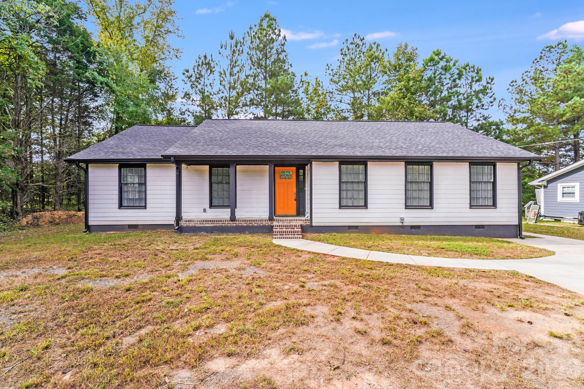 8337 Reedy Creek Road, Charlotte, NC. property listing photo