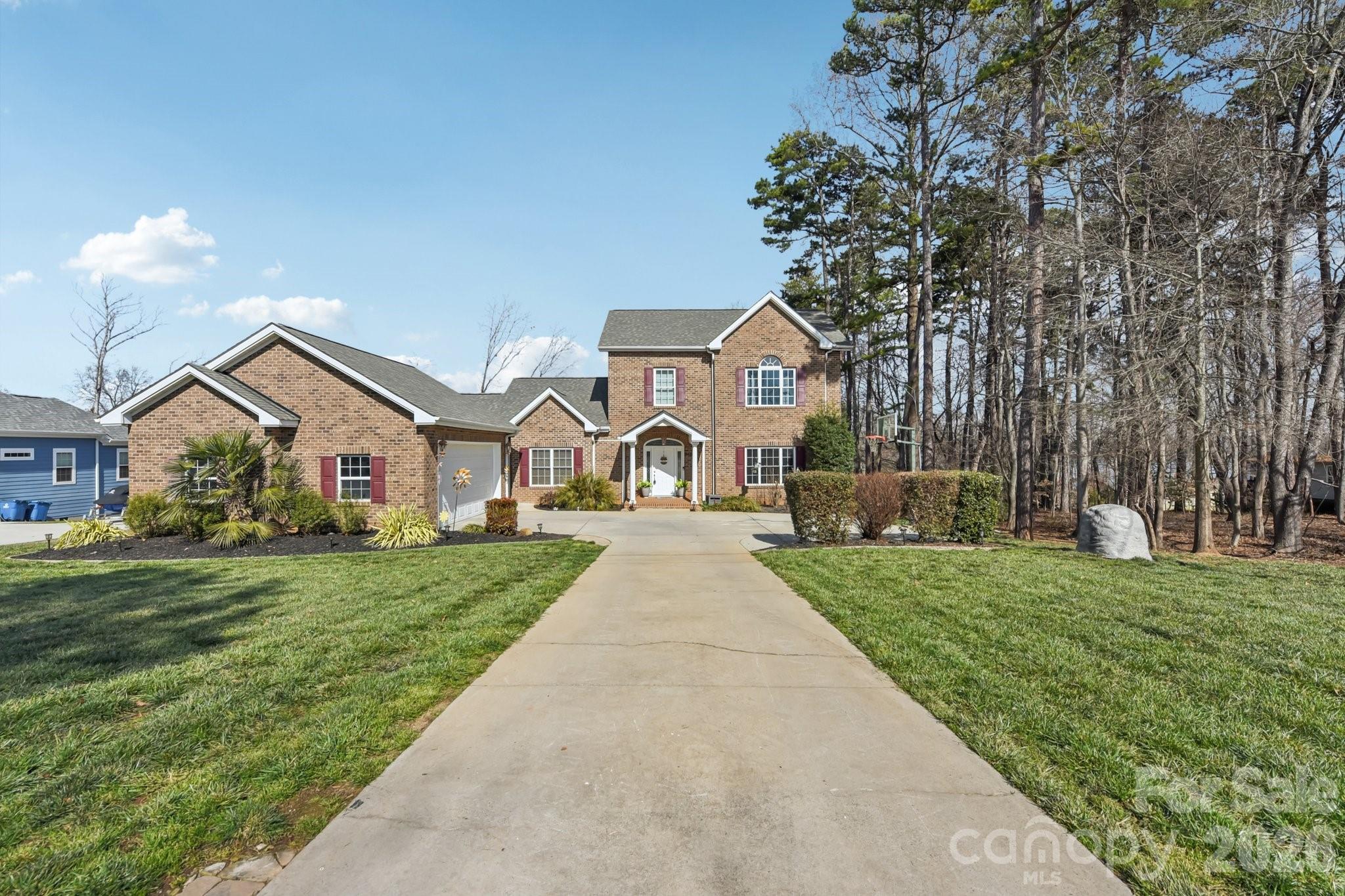 9484 Riviera Drive, Sherrills Ford, NC. property listing photo