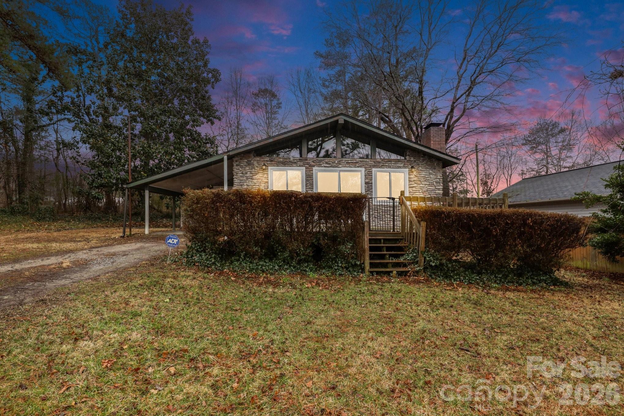 4246 Compton Drive, Winston Salem, NC. property listing photo