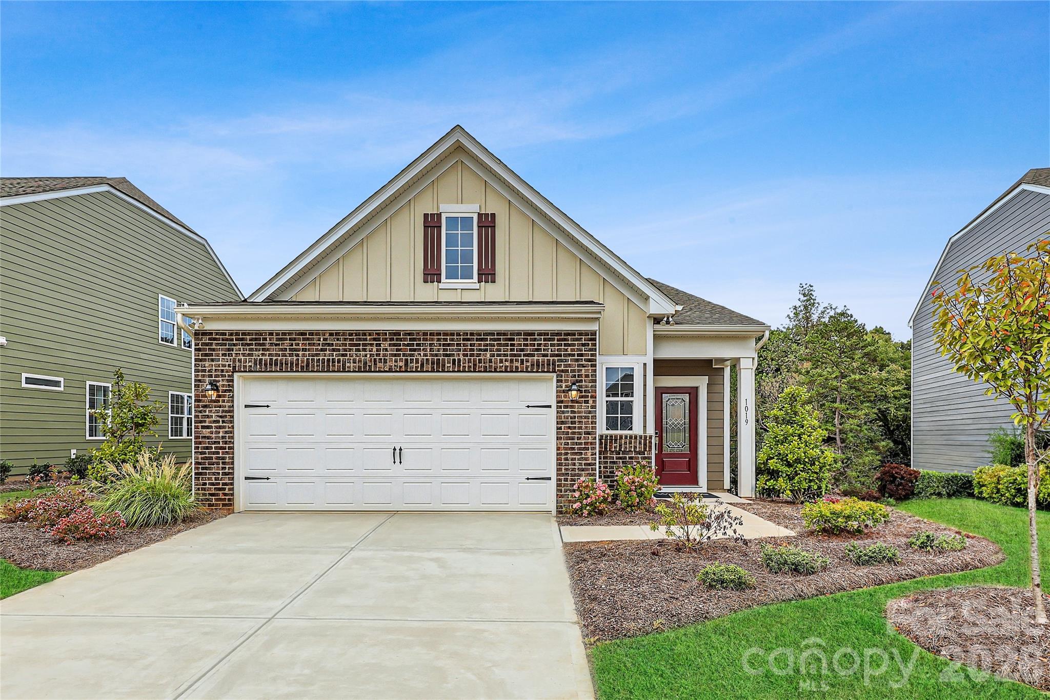 1019 Lookout Shoals Drive, Fort Mill, SC. property listing photo