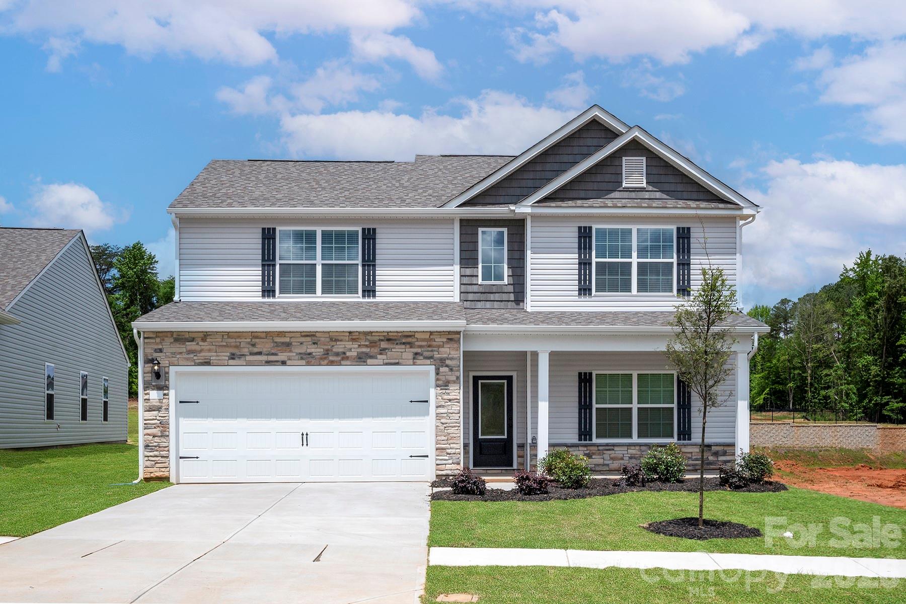 6734 Fairford Drive, Charlotte, NC. property listing photo
