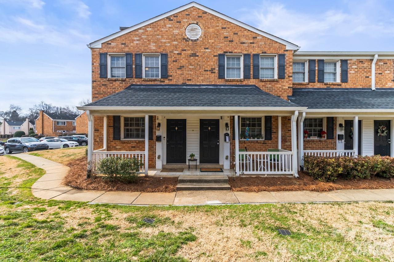 1336 Green Oaks, Charlotte, NC. property listing photo