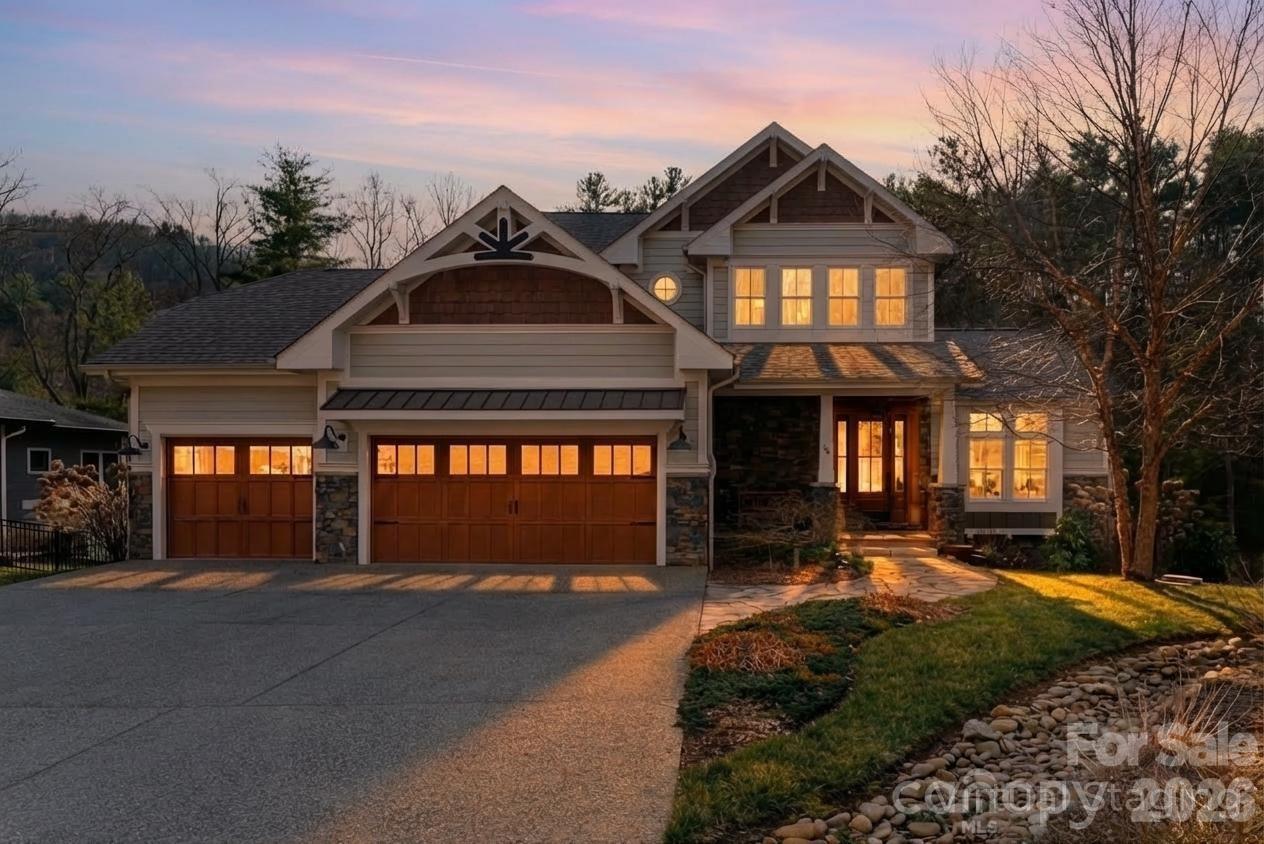 14 Twinflower Trail, Asheville, NC. property listing photo