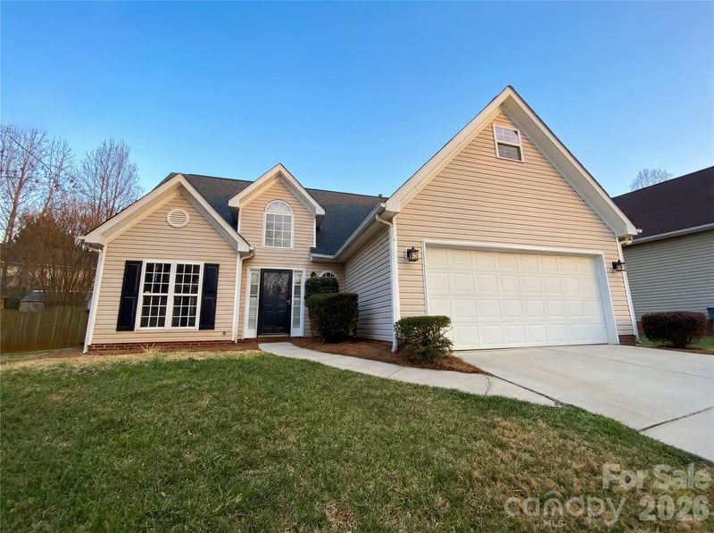 7508 Free, Charlotte, NC - 3 beds, 3 baths, 1,592 sqft - $332,000
