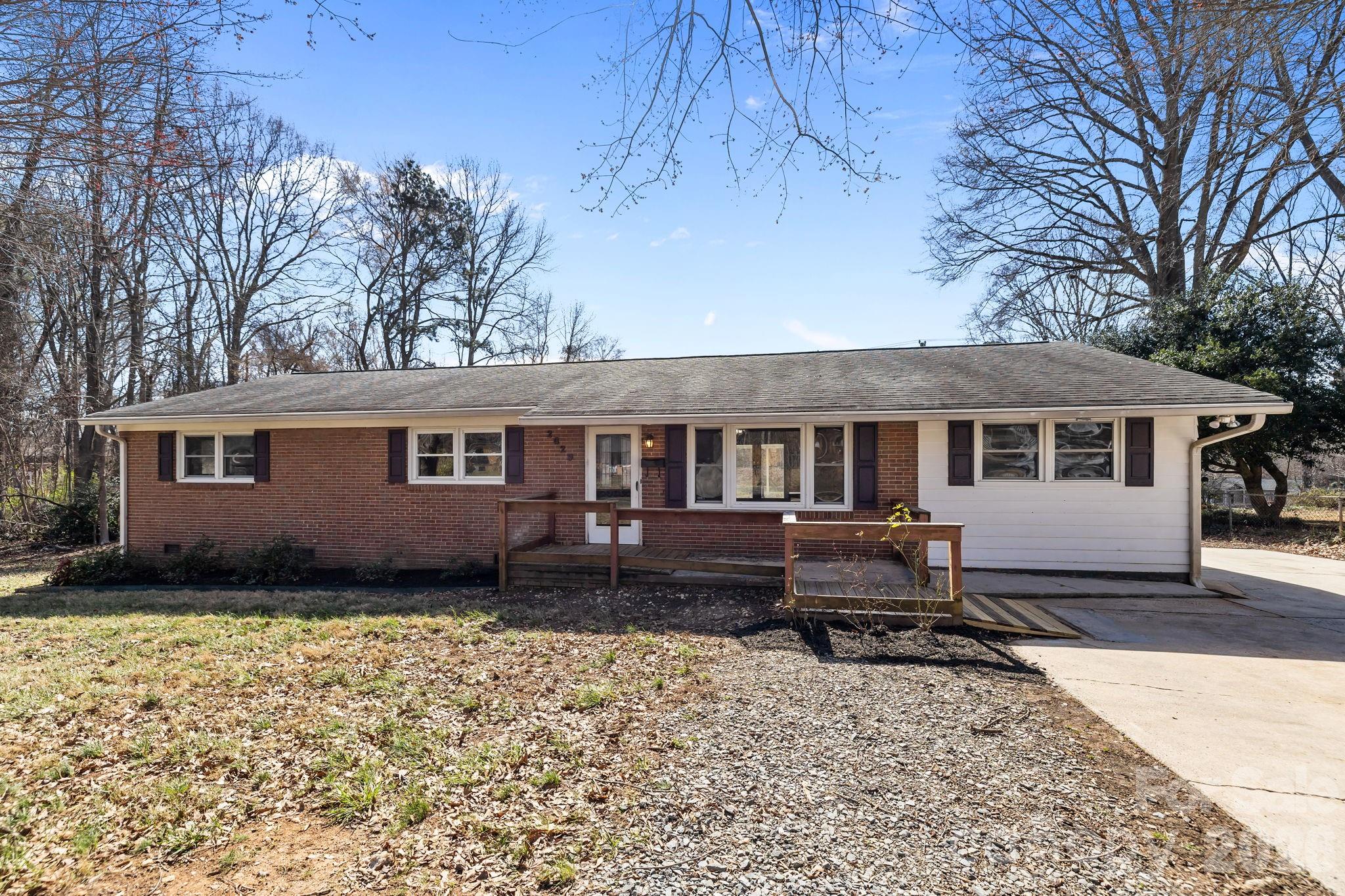 2629 Fairgreen Drive, Gastonia, NC. property listing photo