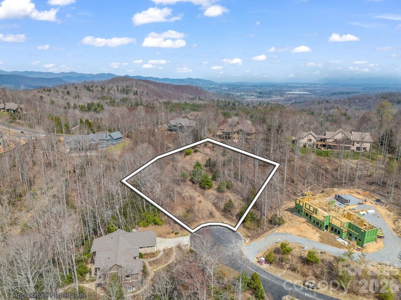 142 Mountain Elder Lane Apt 79, Hendersonville, NC -  - $150,000