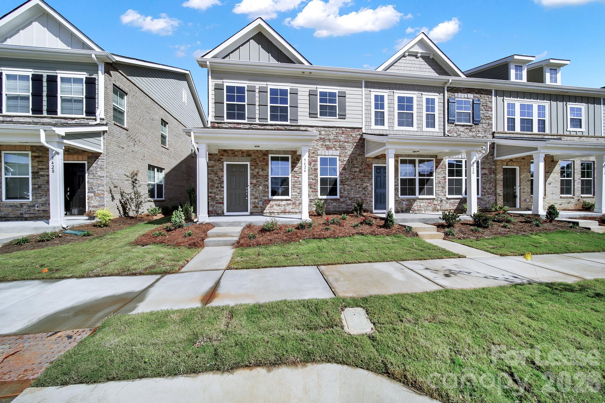5424 Kinsbridge Drive, Mint Hill, NC. property listing photo