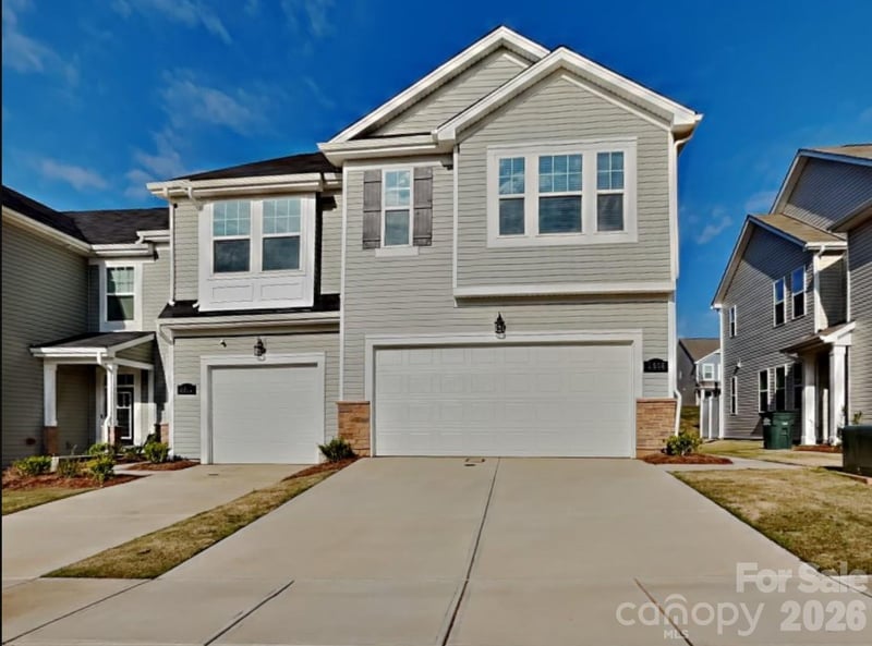 5608 Axil Lane, Charlotte, NC - 3 beds, 2.5 baths, 1,820 sqft - $385,000