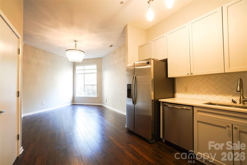 2125 Southend 243, Charlotte, NC - 1 bed, 1 bath, 575 sqft - $290,000