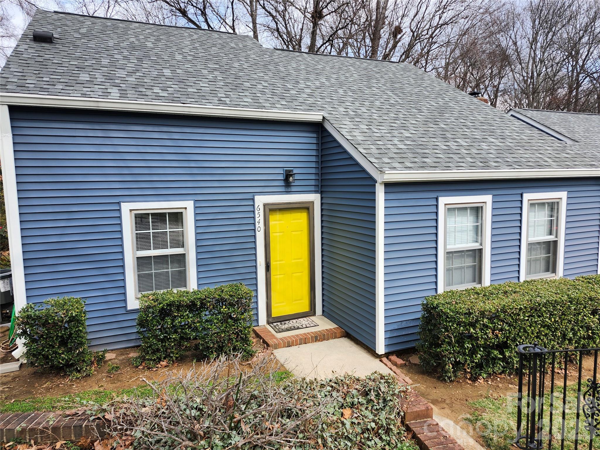6540 Point Comfort Lane, Charlotte, NC. property listing photo