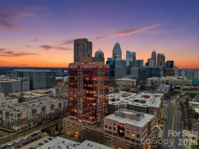 315 Arlington 504, Charlotte, NC - 2 beds, 2 baths, 973 sqft - $549,000