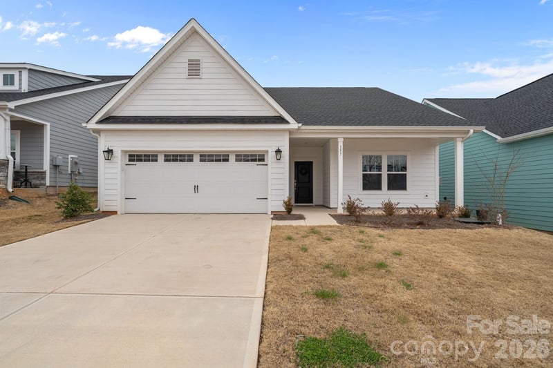 157 Montgomery Place, Mount Gilead, NC - 3 beds, 2 baths, 1,890 sqft - $339,800