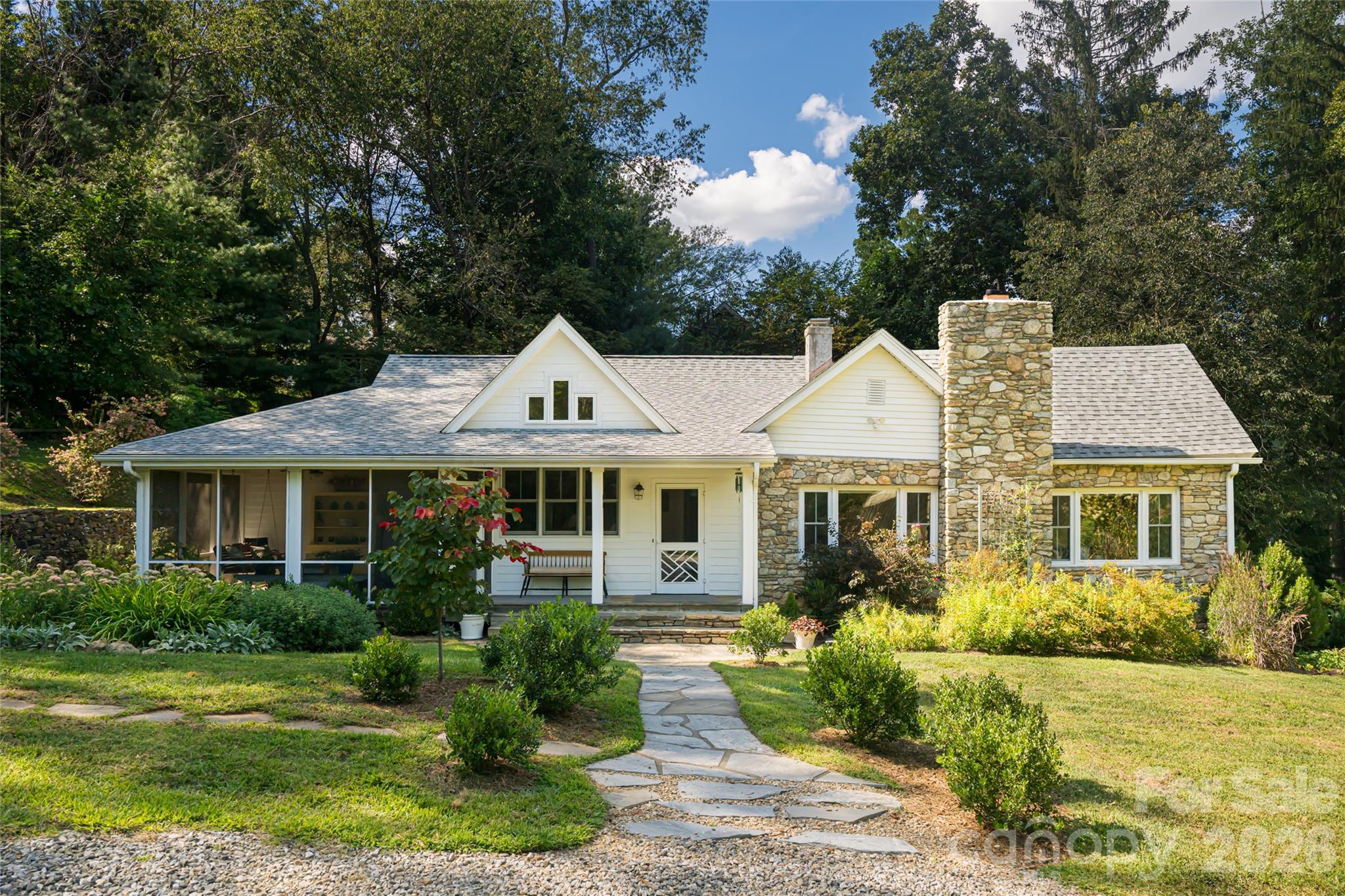 15 Wolfe Cove Road, Asheville, NC. property listing photo