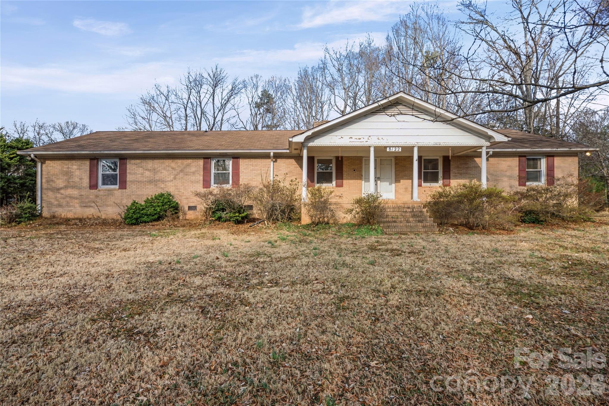 8122 Knollwood Circle, Charlotte, NC. property listing photo