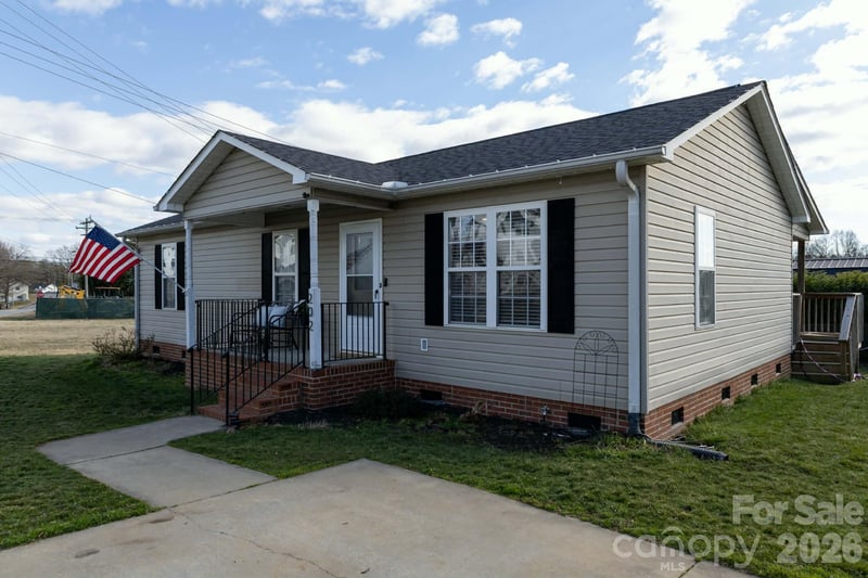 202 Rice, Landis, NC - 3 beds, 2 baths, 1,125 sqft - $244,000