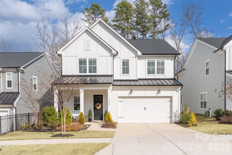 1027 Masefield Avenue, Matthews, NC - 5 beds, 3.5 baths, 3,272 sqft - $620,000